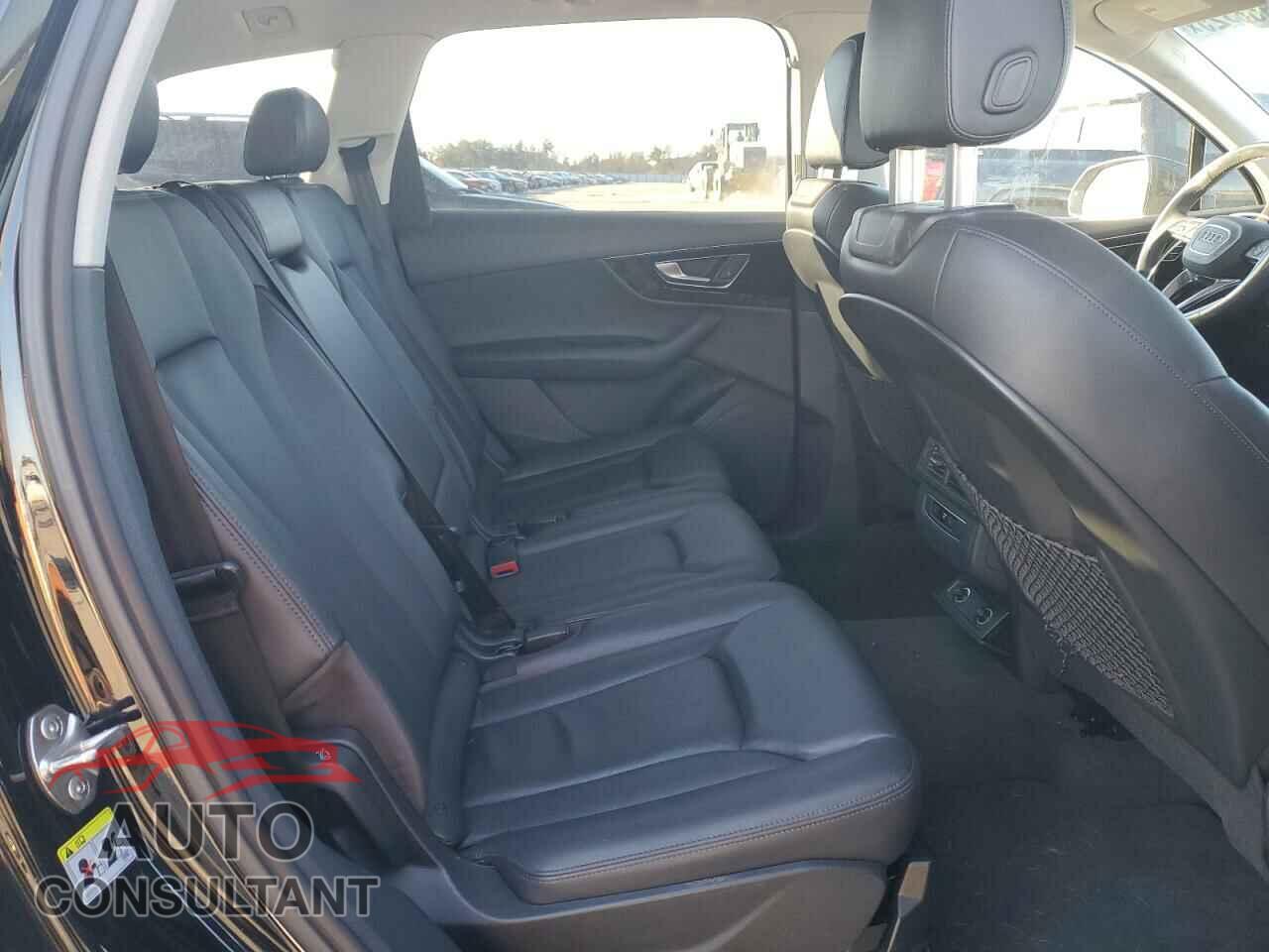AUDI Q7 2017 - WA1LAAF79HD042914