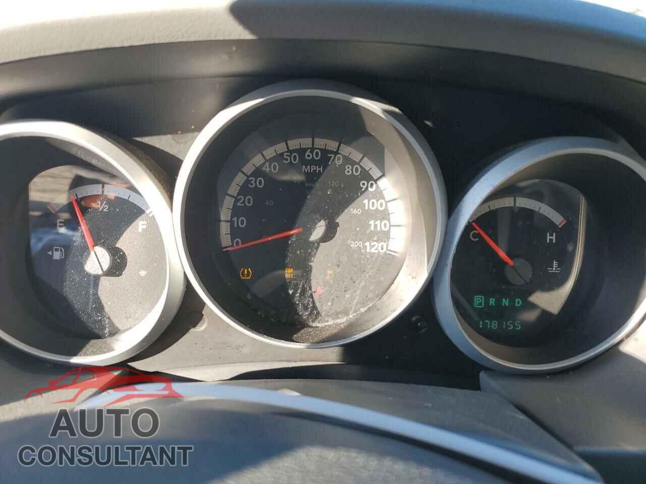 DODGE CARAVAN 2009 - 2D8HN44E29R678383