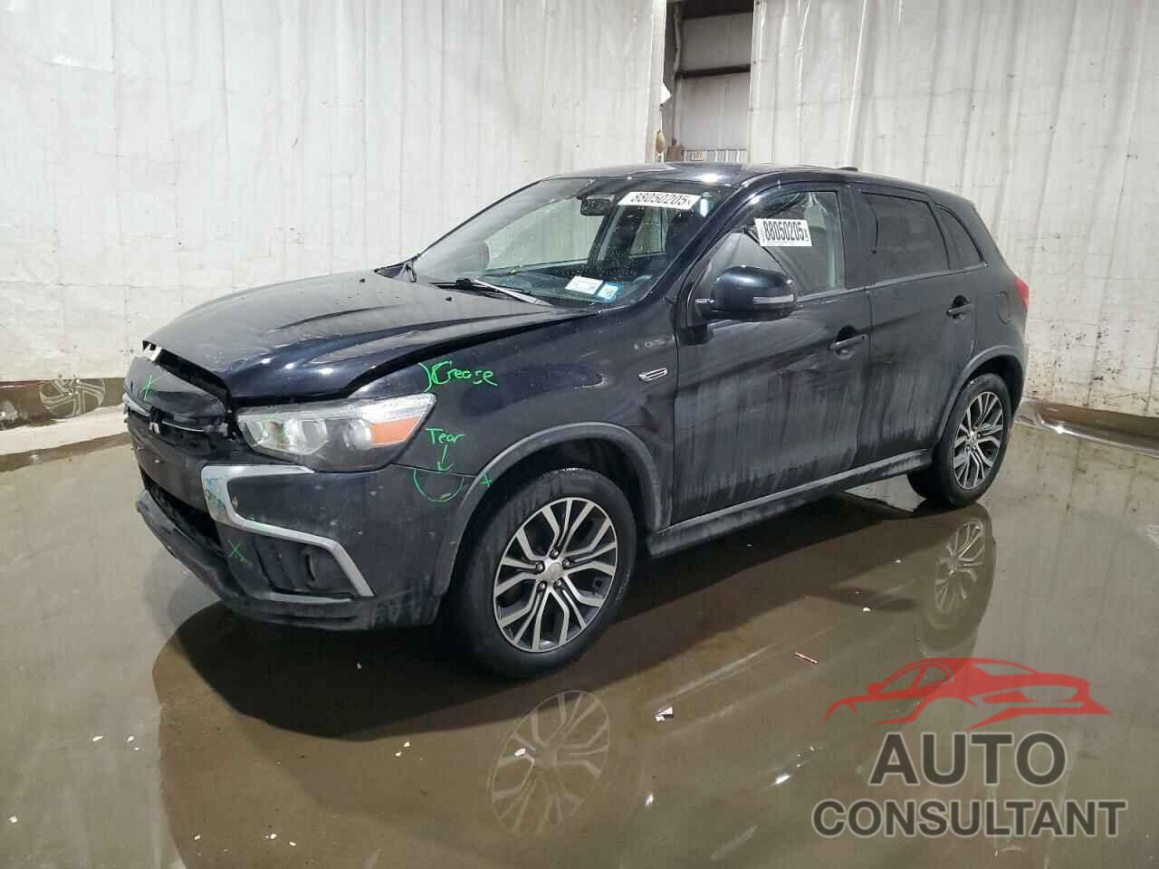 MITSUBISHI OUTLANDER 2018 - JA4AP3AU8JU003977