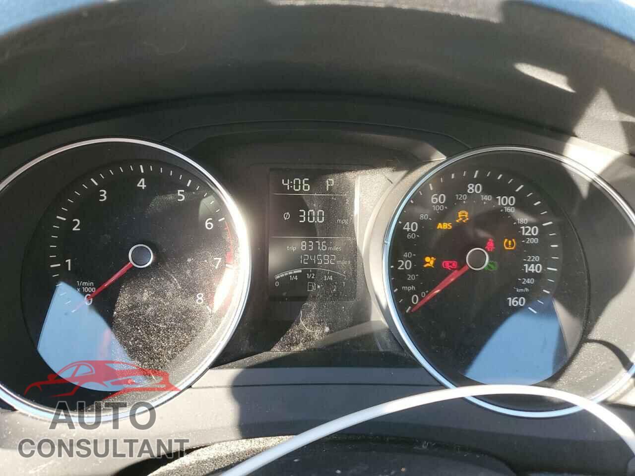 VOLKSWAGEN JETTA 2017 - 3VW2B7AJ2HM376496