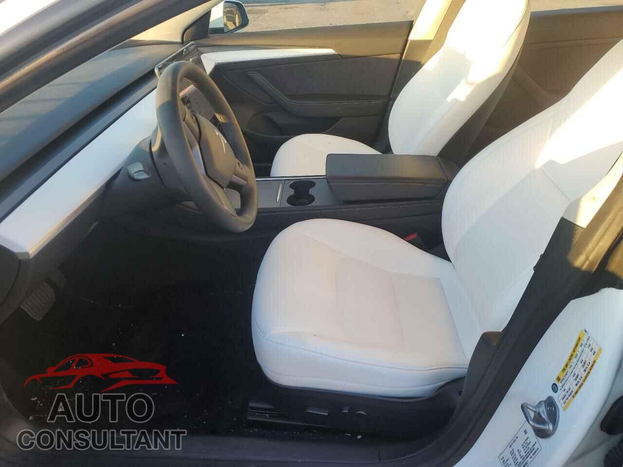 TESLA MODEL 3 2022 - 5YJ3E1EB3NF238271