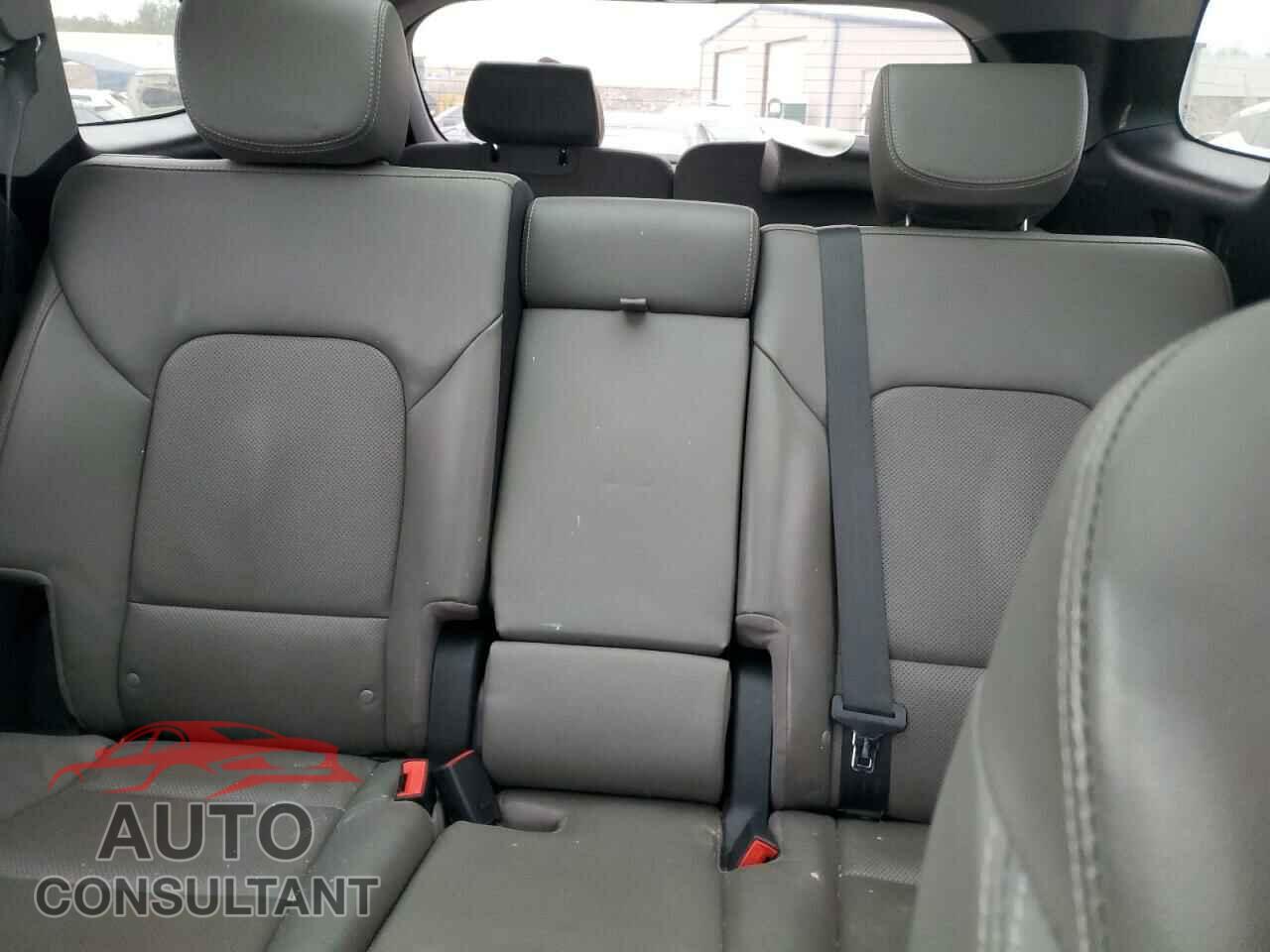 HYUNDAI SANTA FE 2017 - KM8SR4HF0HU242575