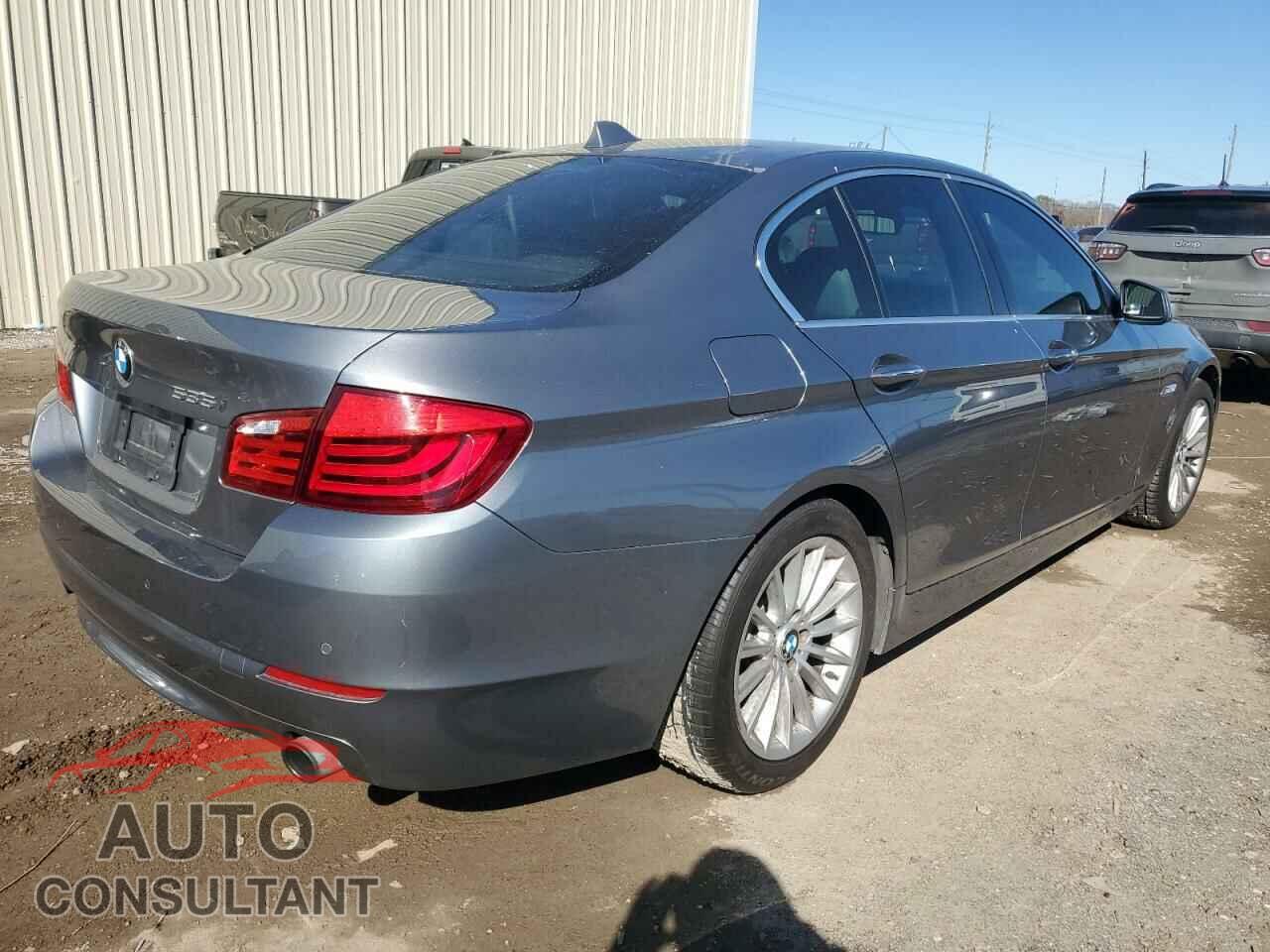BMW 5 SERIES 2011 - WBAFR7C5XBC804398
