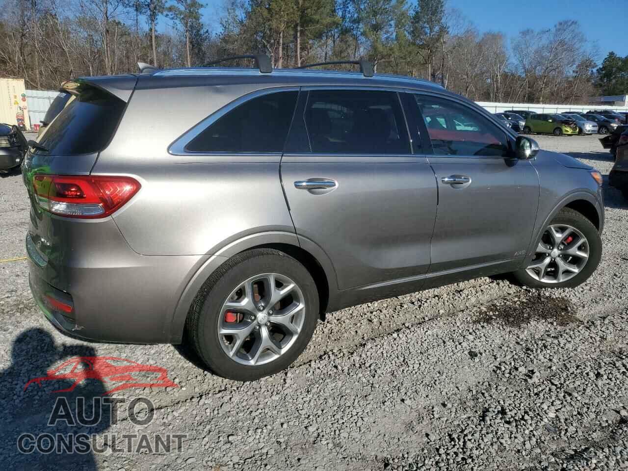 KIA SORENTO 2016 - 5XYPKDA56GG098871