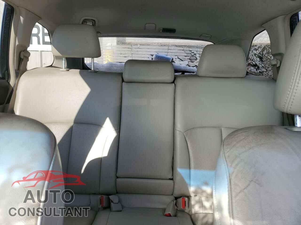 SUBARU OUTBACK 2011 - 4S4BRBKC2B3316868