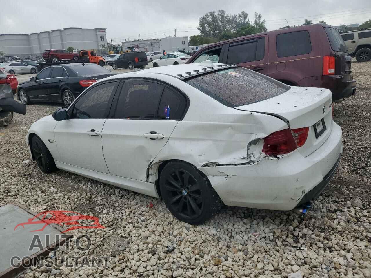 BMW 3 SERIES 2011 - WBAPH7G53BNM55767