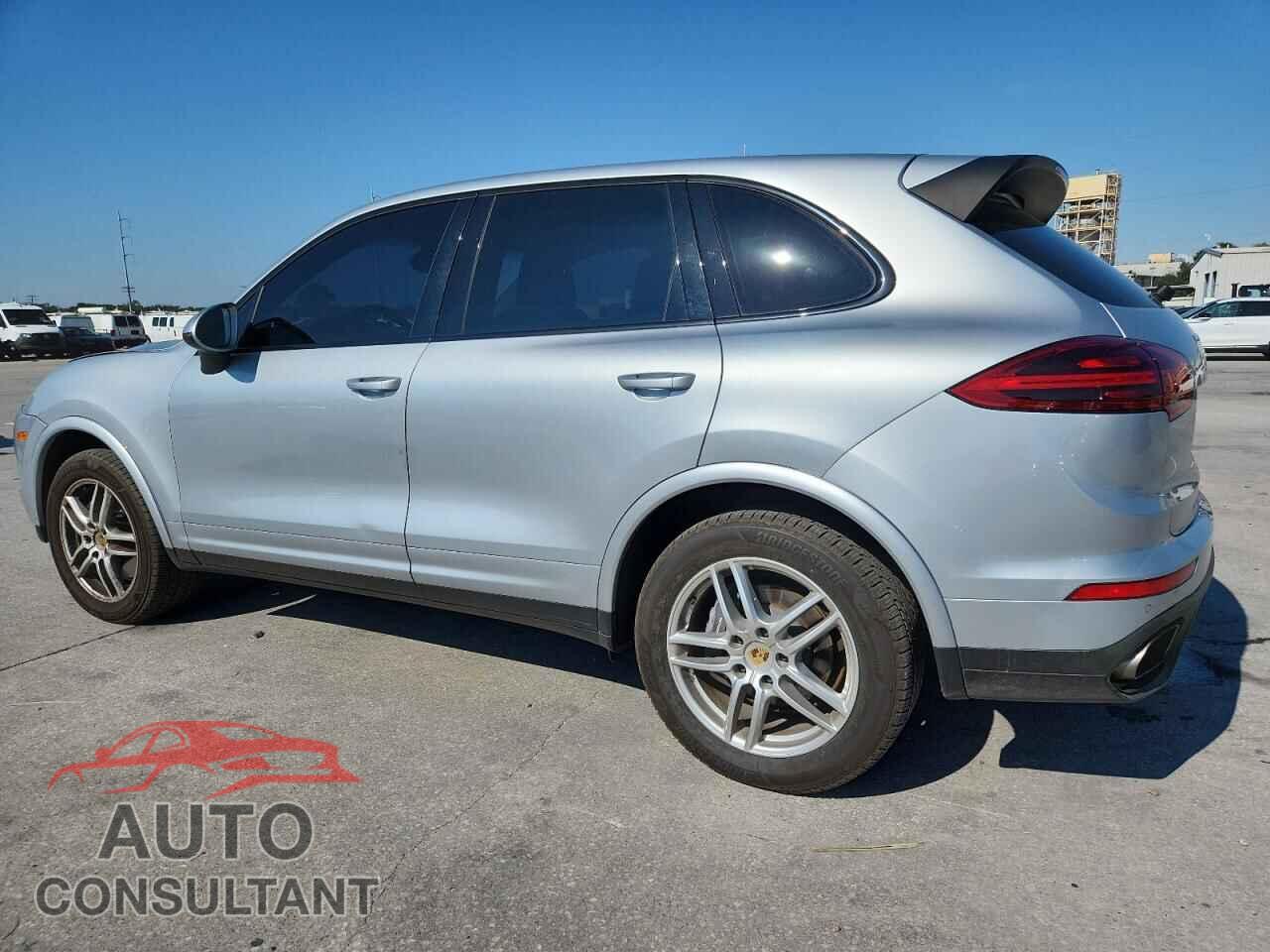 PORSCHE CAYENNE 2017 - WP1AA2A27HKA82644