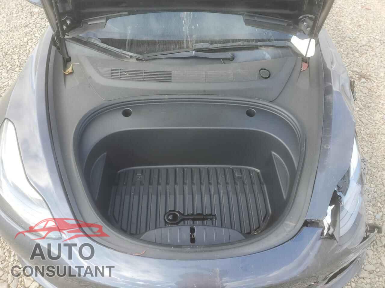 TESLA MODEL 3 2021 - 5YJ3E1EA0MF093986