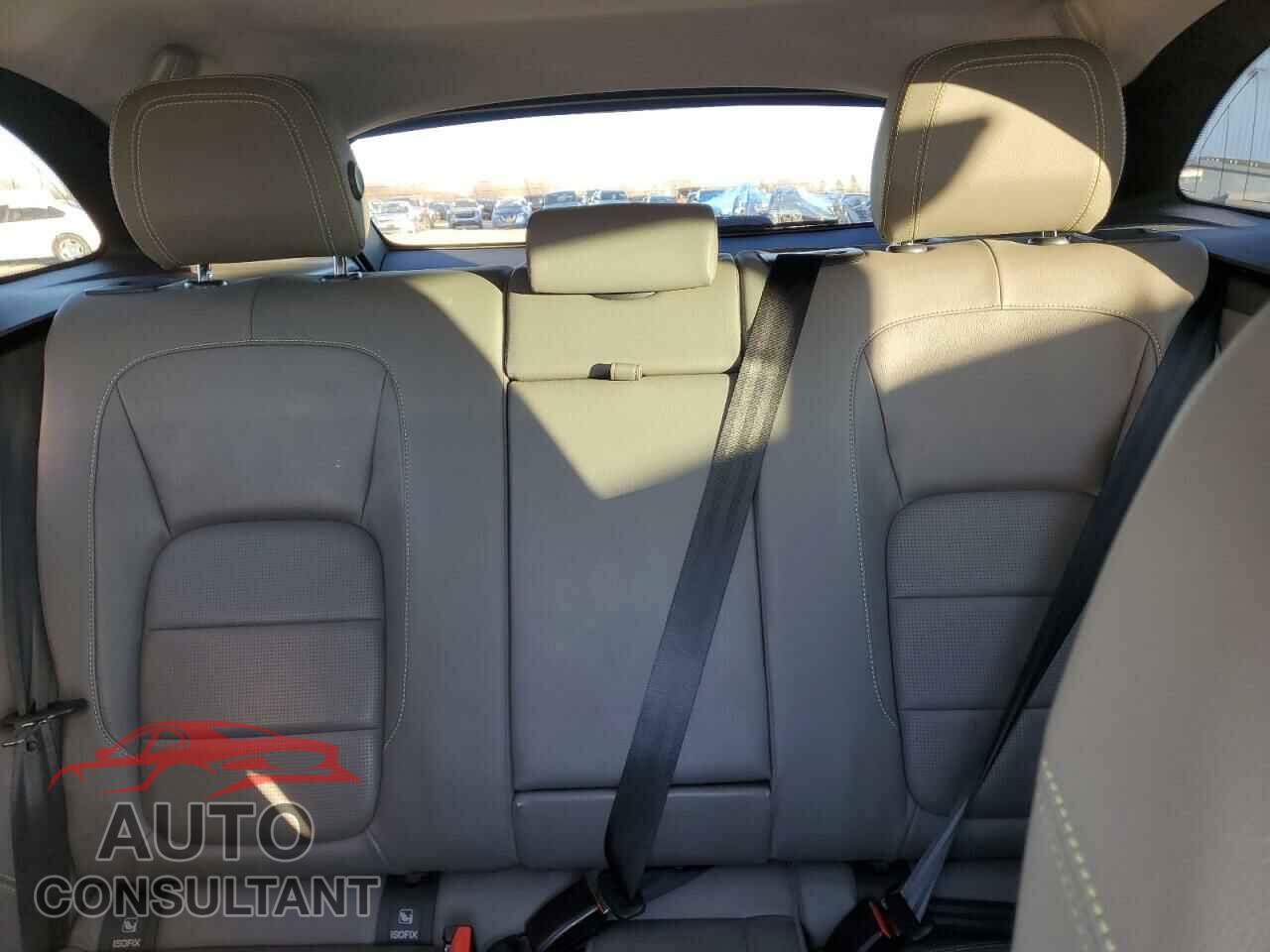 JAGUAR F-PACE 2017 - SADCL2BV5HA892927