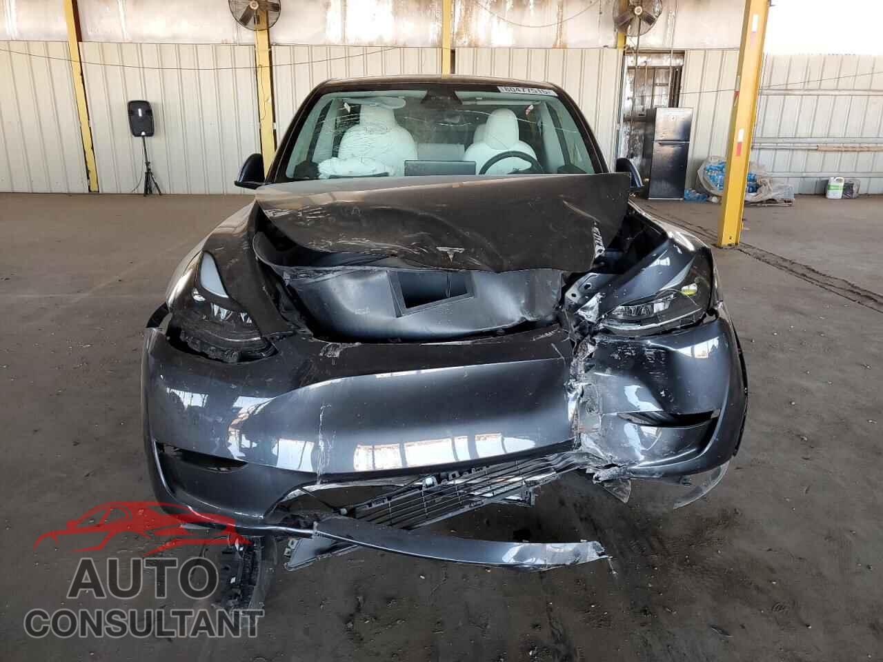 TESLA MODEL Y 2025 - 7SAYGDED1SA363820