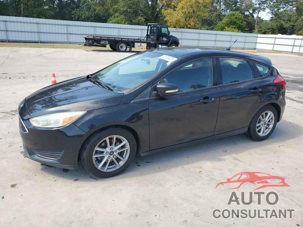 FORD FOCUS 2015 - 1FADP3K21FL249417