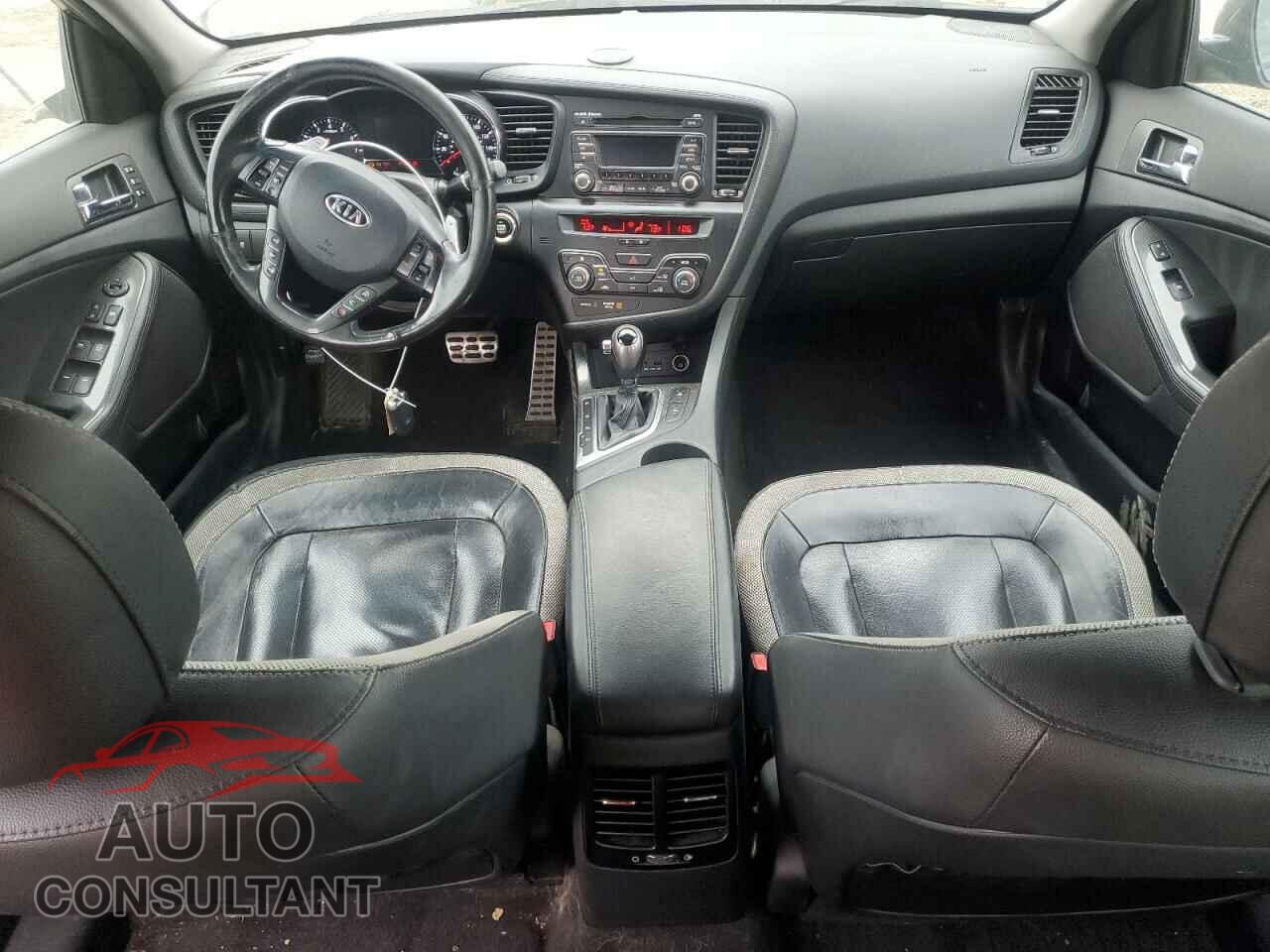 KIA OPTIMA 2011 - KNAGR4A68B5112773