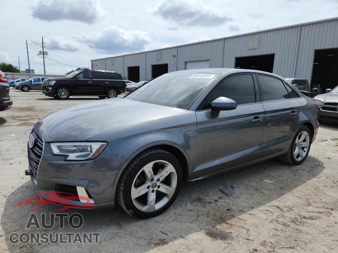 AUDI A3 2018 - WAUAUGFF0J1072175