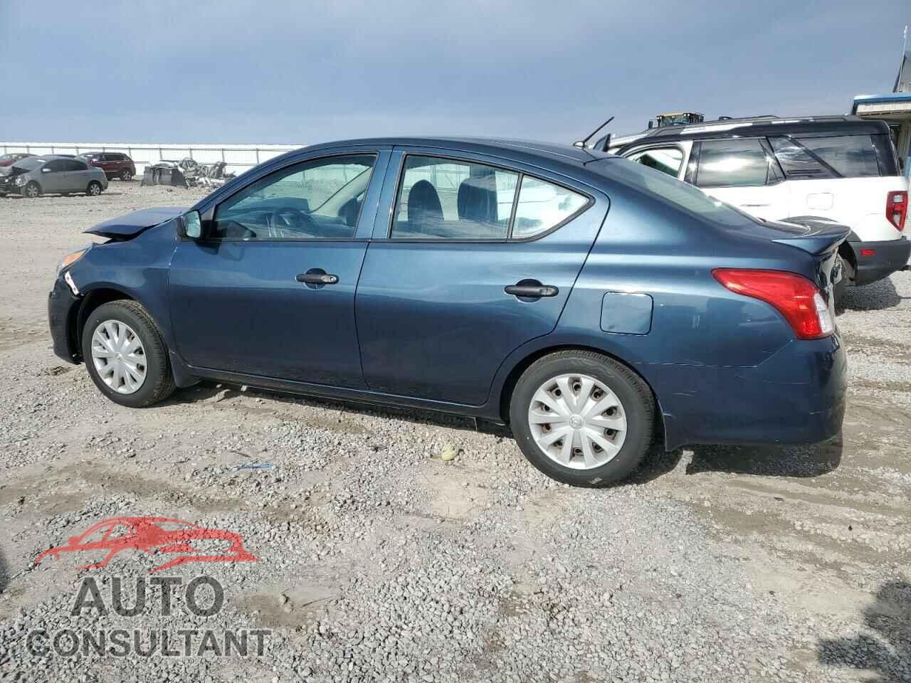 NISSAN VERSA 2017 - 3N1CN7AP3HL804734