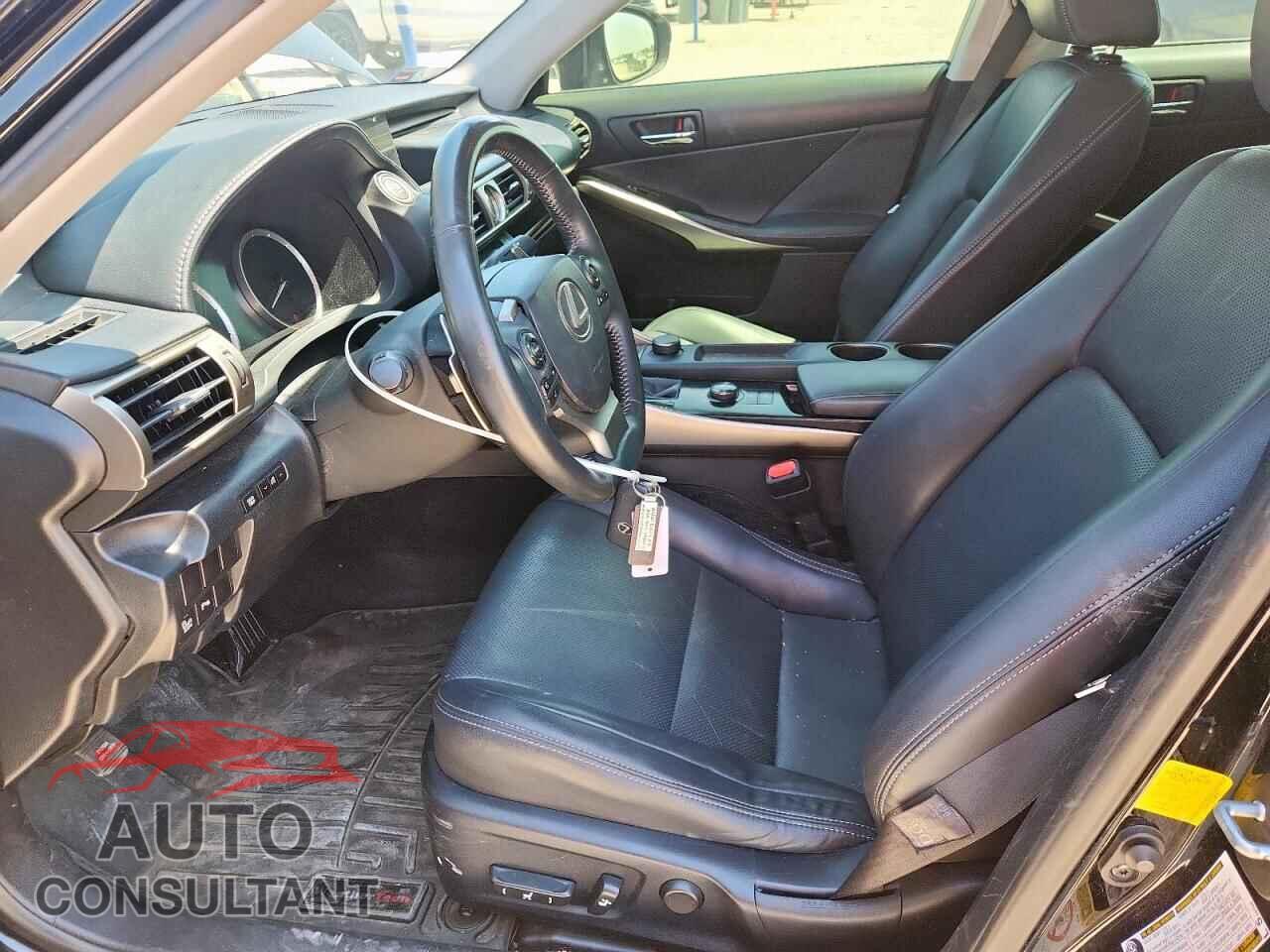 LEXUS IS 2014 - JTHBF1D25E5001033