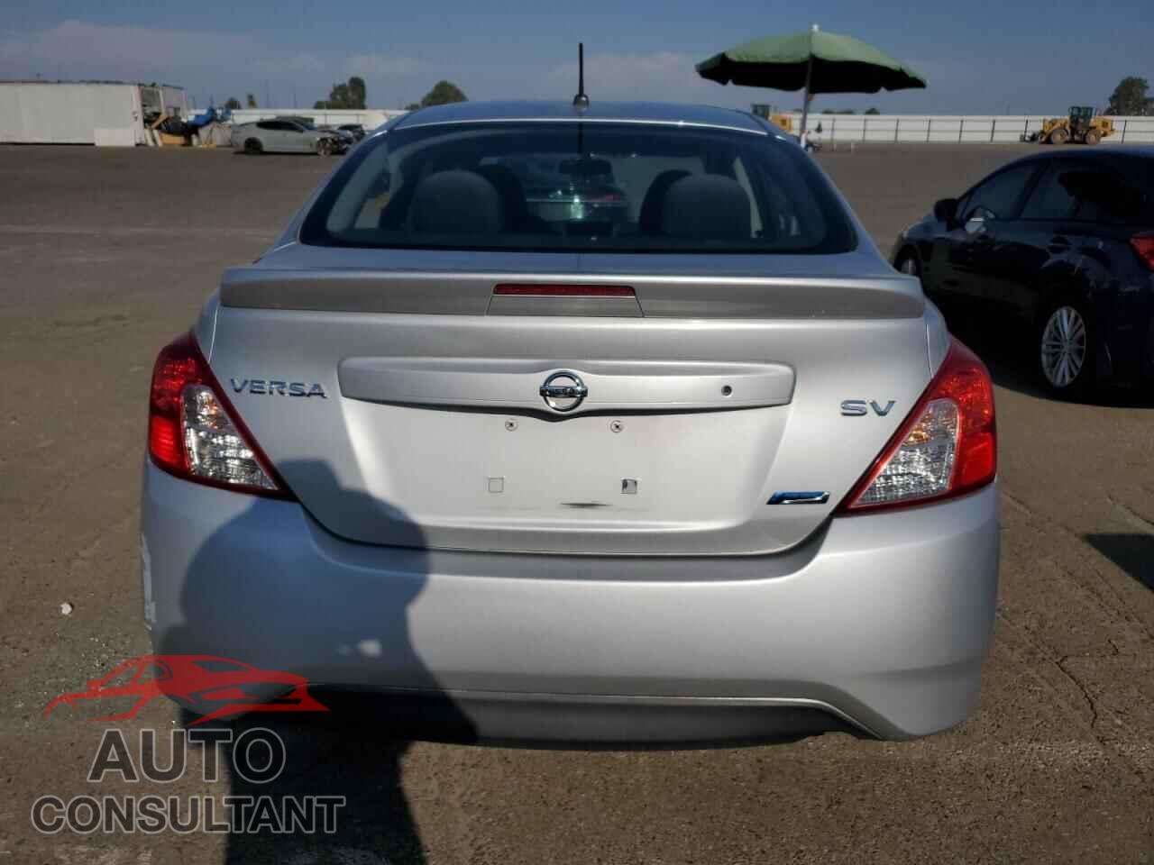 NISSAN VERSA 2014 - 3N1CN7APXEL868927