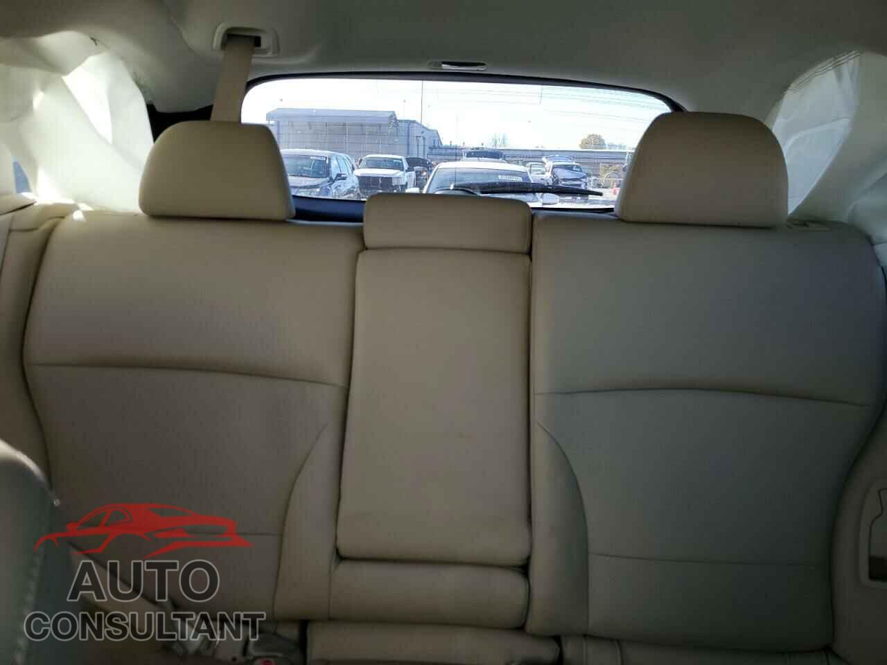 SUBARU OUTBACK 2017 - 4S4BSANC4H3347509