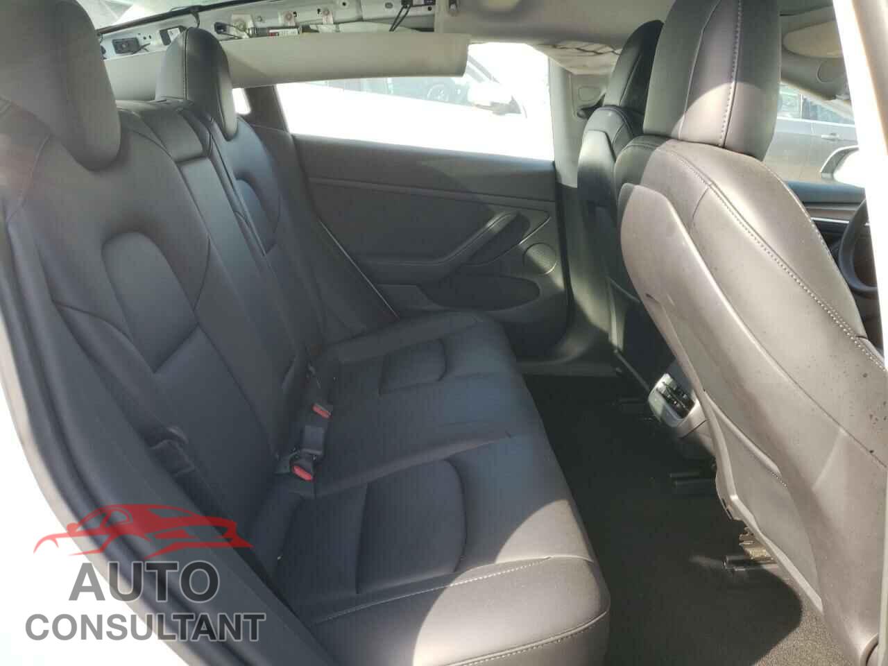TESLA MODEL 3 2023 - 5YJ3E1EA1PF452606