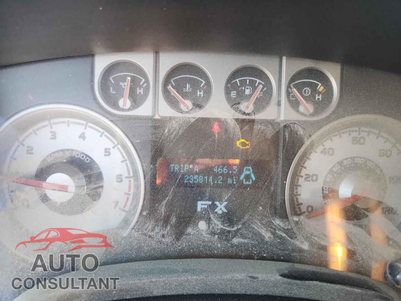 FORD F-150 2010 - 1FTFX1EV8AFC28990