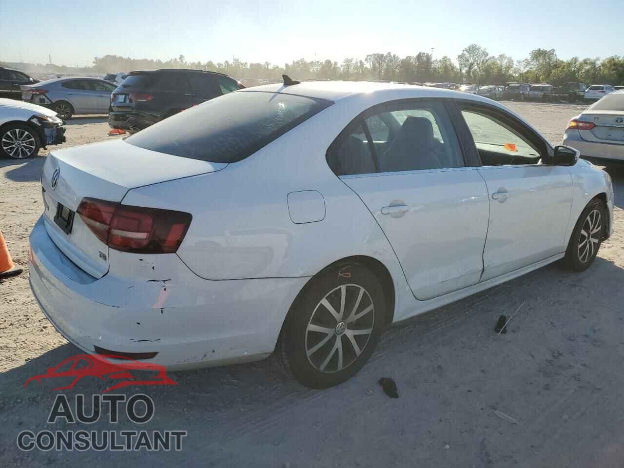 VOLKSWAGEN JETTA 2017 - 3VWDB7AJ6HM387574