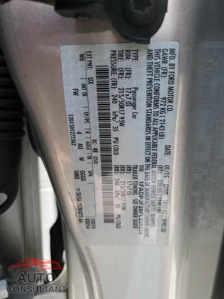 FORD FOCUS 2015 - 1FADP3F28FL235234