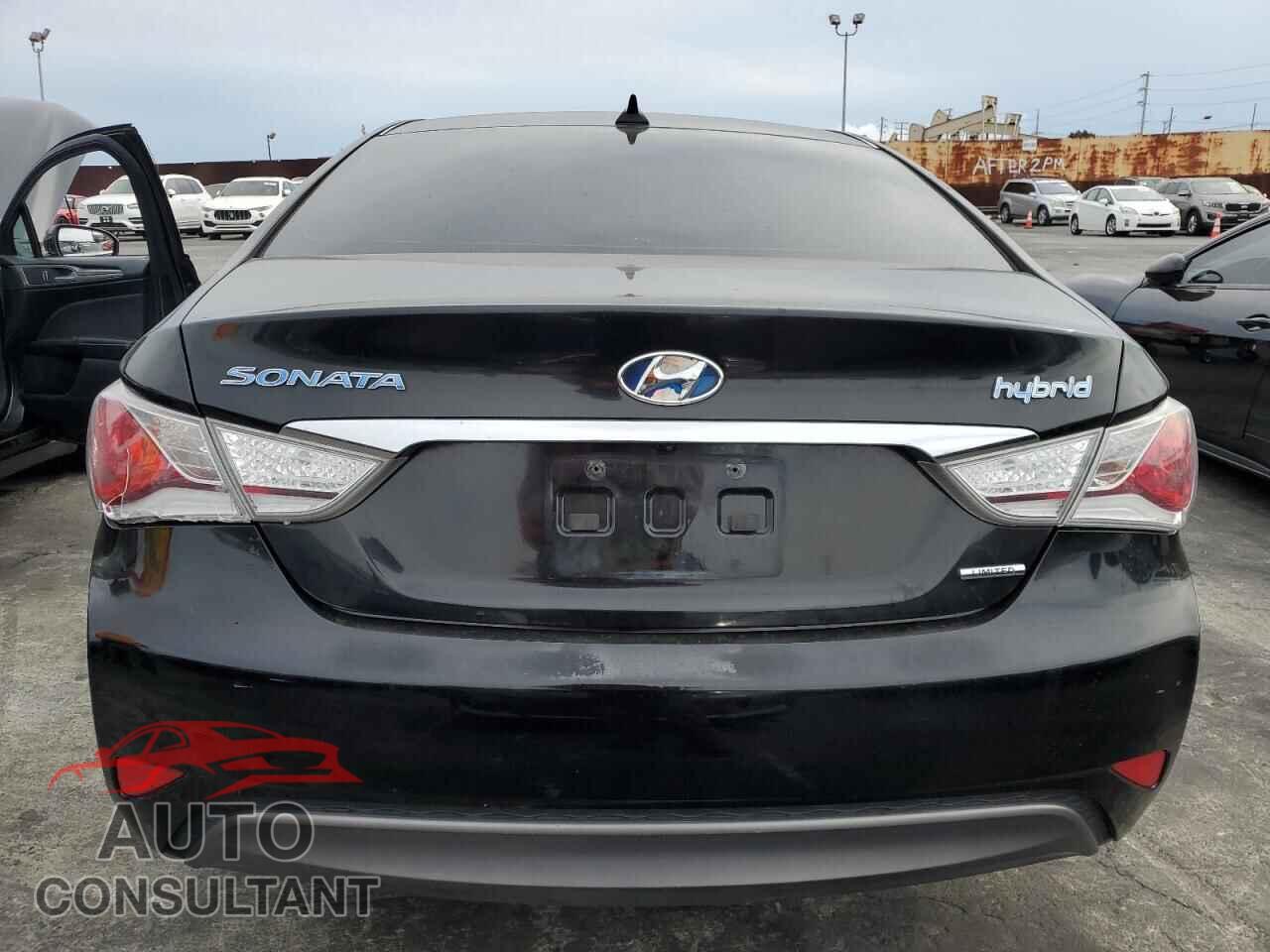 HYUNDAI SONATA 2014 - KMHEC4A43EA104212