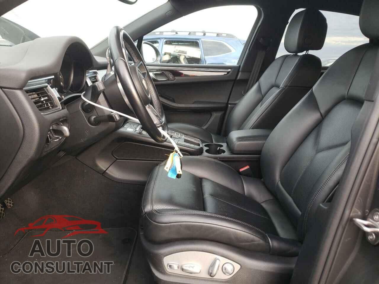 PORSCHE MACAN 2018 - WP1AA2A56JLB23260