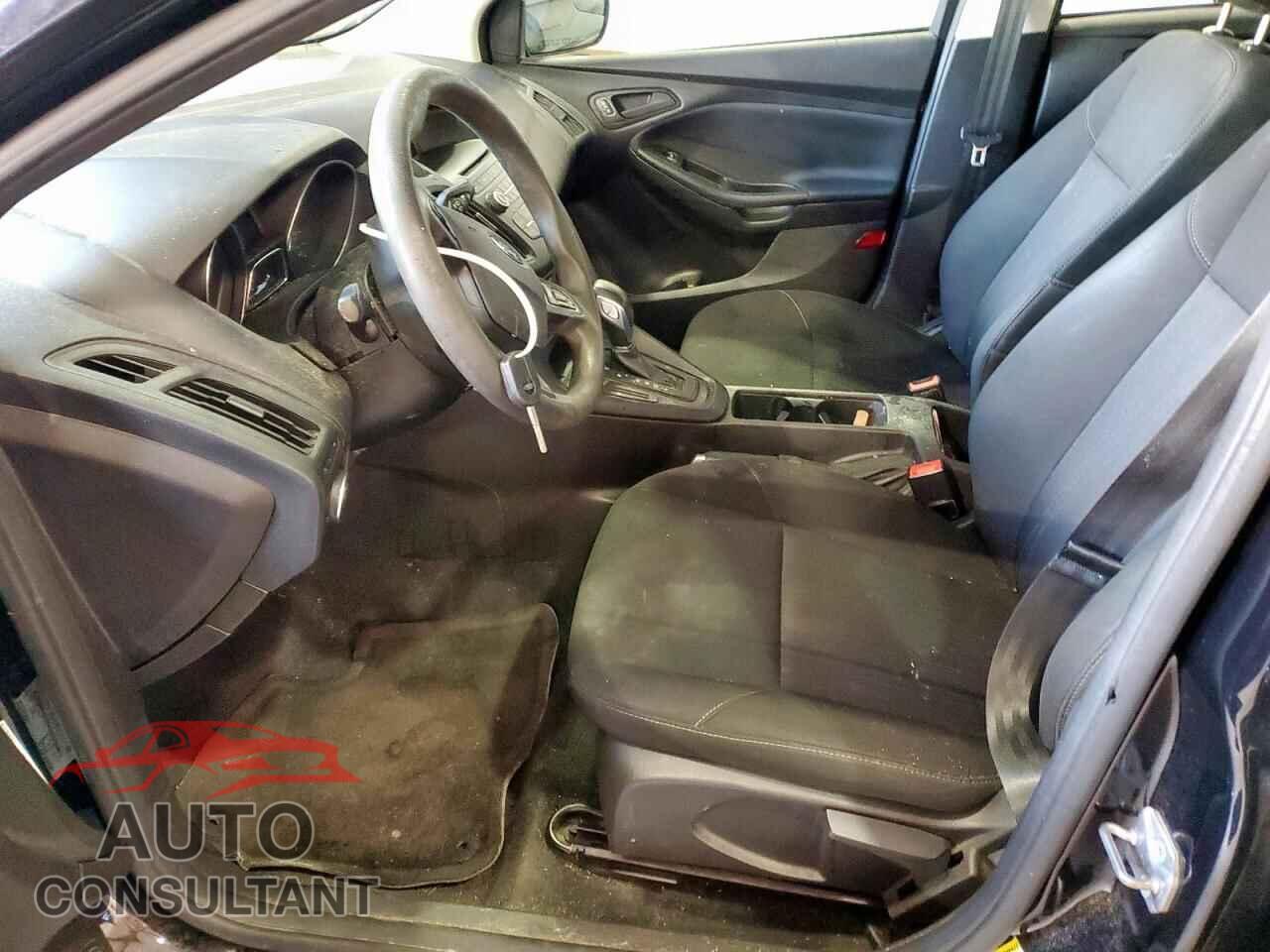FORD FOCUS 2017 - 1FADP3E25HL308113
