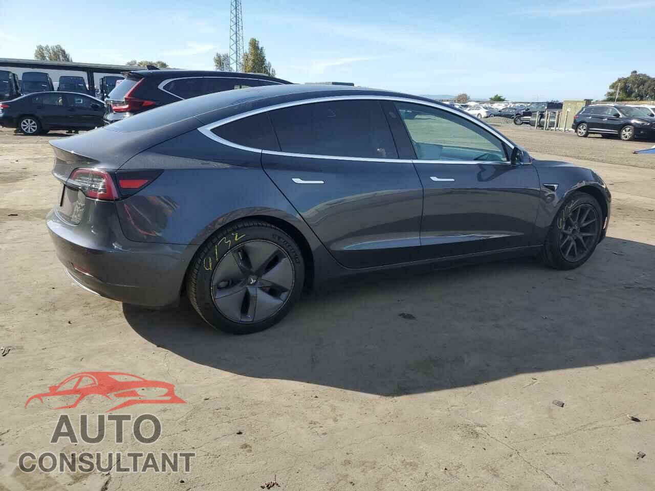 TESLA MODEL 3 2019 - 5YJ3E1EA6KF400333