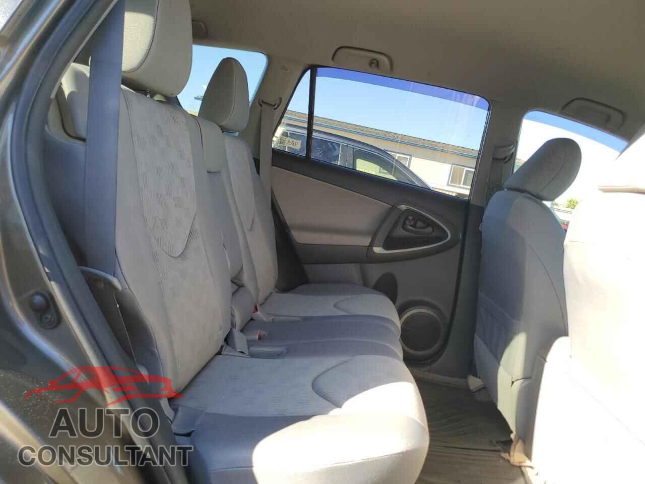 TOYOTA RAV4 2012 - JTMZF4DVXCD033541