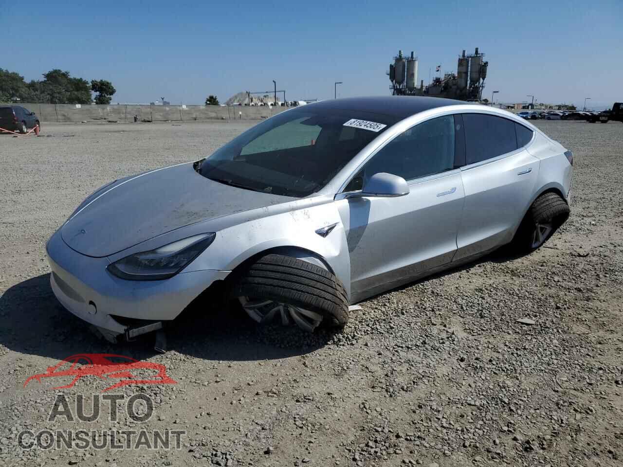 TESLA MODEL 3 2018 - 5YJ3E1EA3JF061061