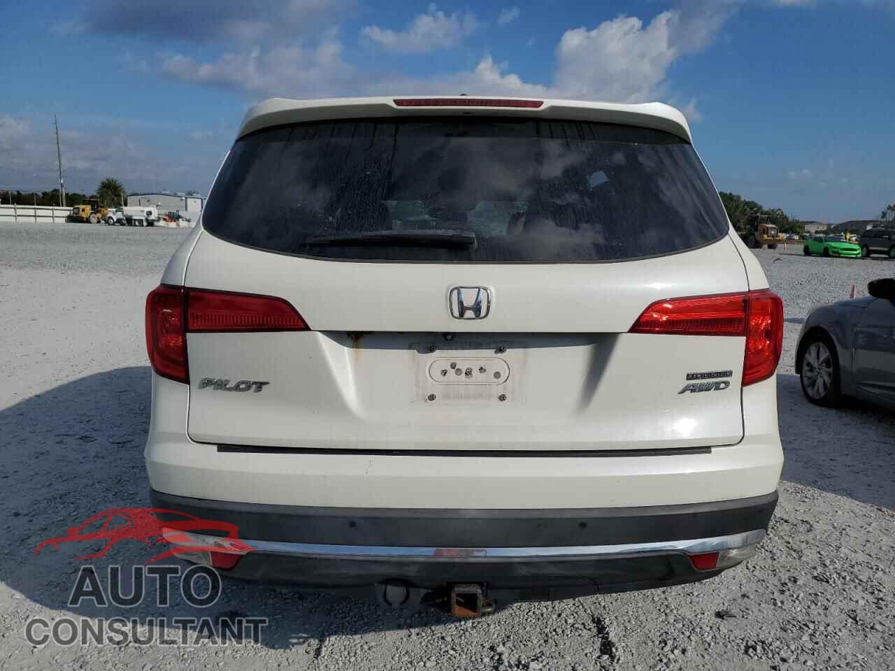 HONDA PILOT 2016 - 5FNYF6H99GB028964