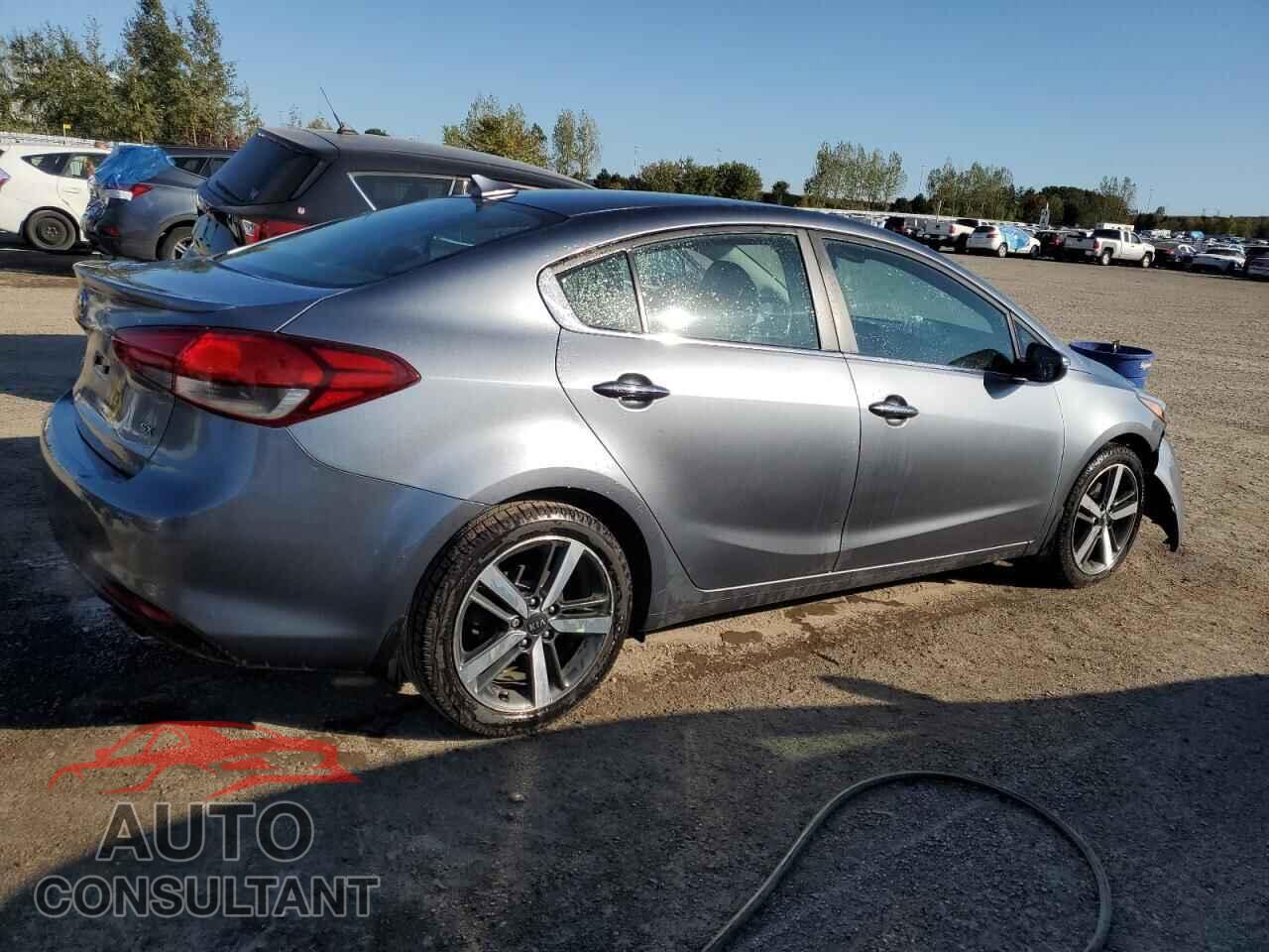 KIA FORTE 2017 - 3KPFN4A81HE068852