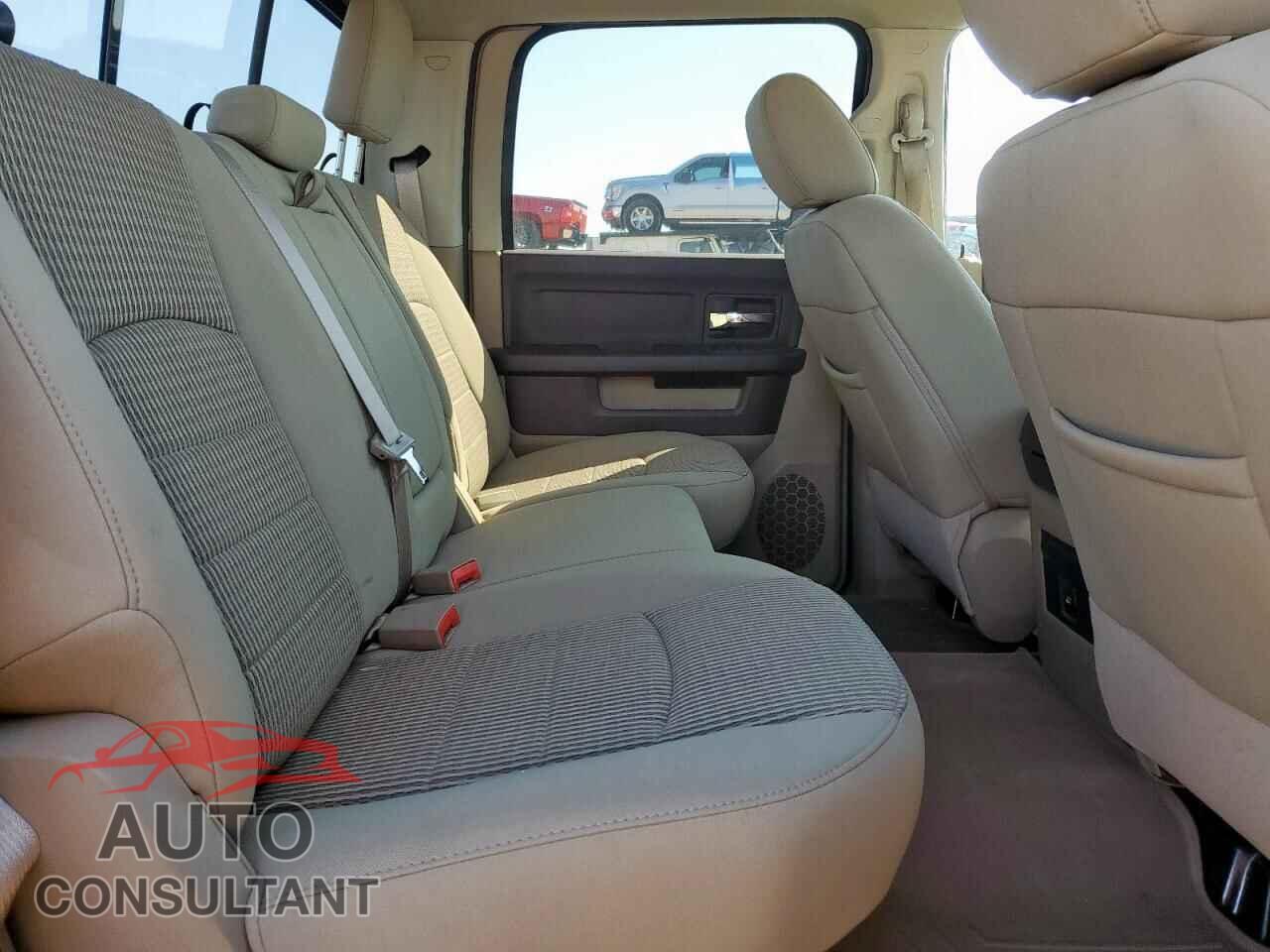 DODGE RAM 1500 2012 - 1C6RD7LT7CS327599