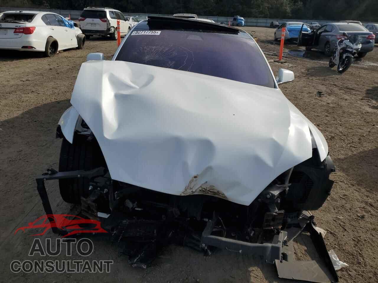 TESLA MODEL S 2018 - 5YJSA1E26JF247614