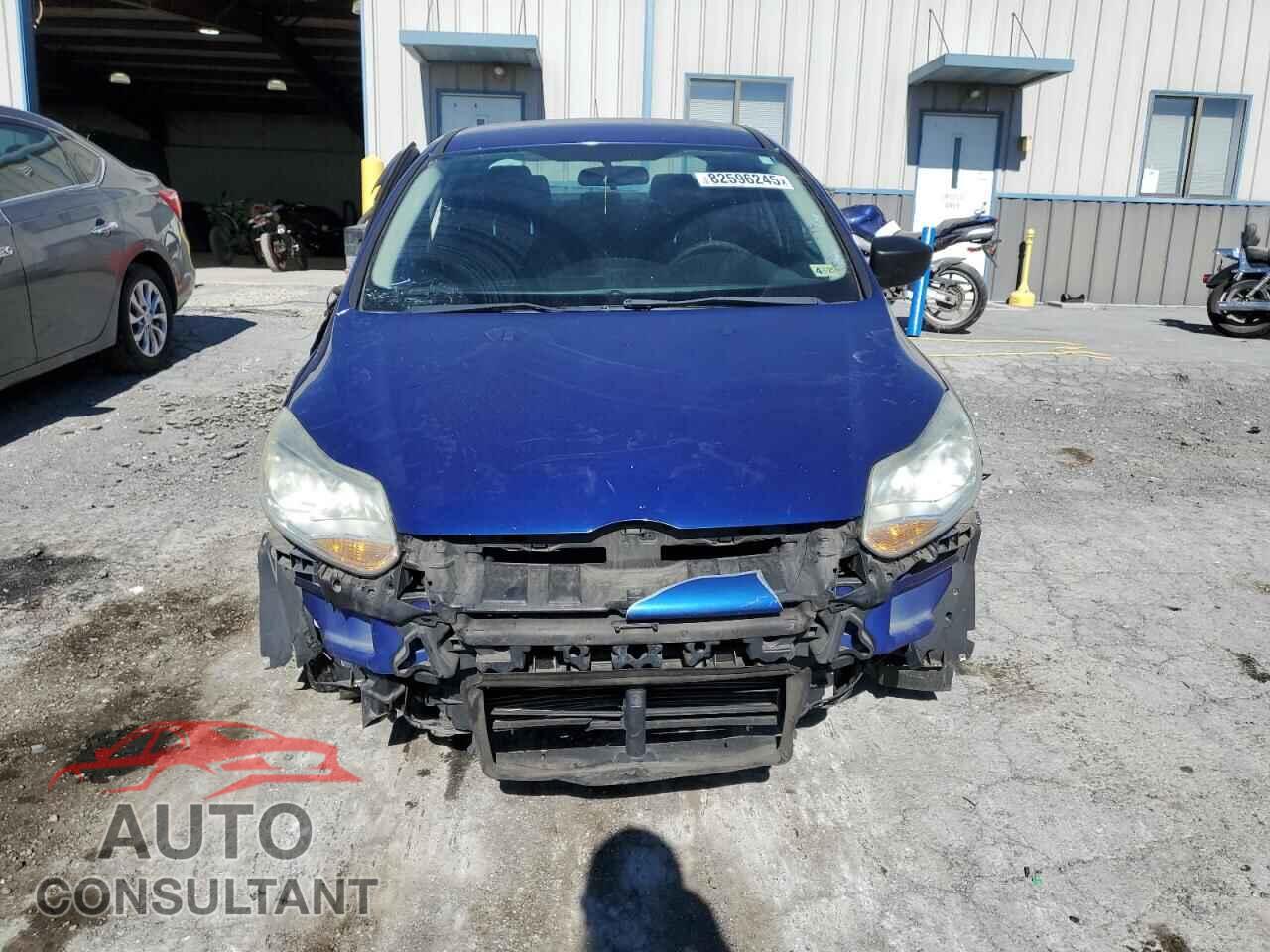 FORD FOCUS 2012 - 1FAHP3E21CL318972