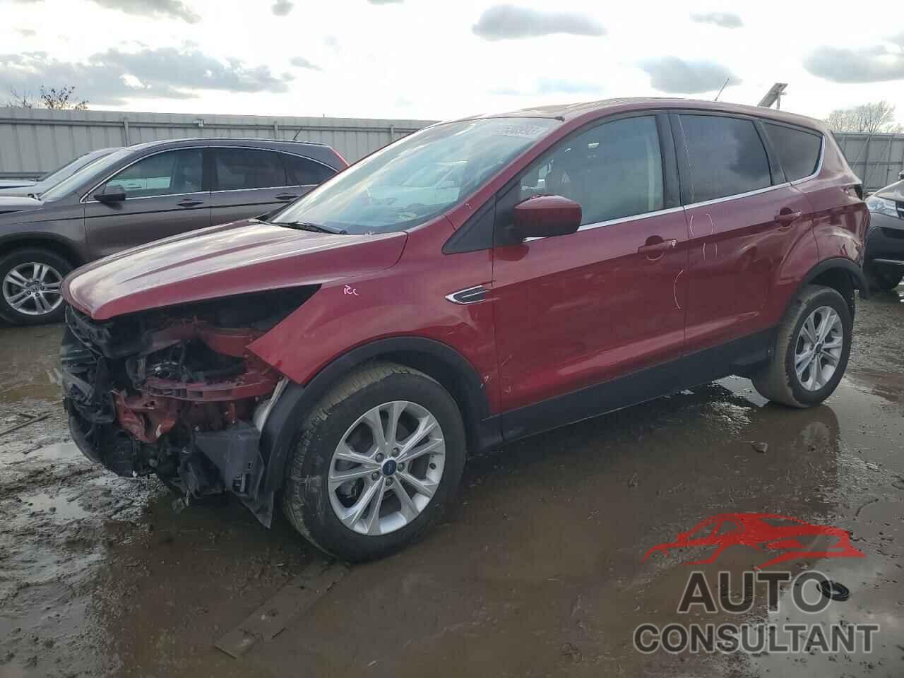 FORD ESCAPE 2017 - 1FMCU0GD7HUD93327