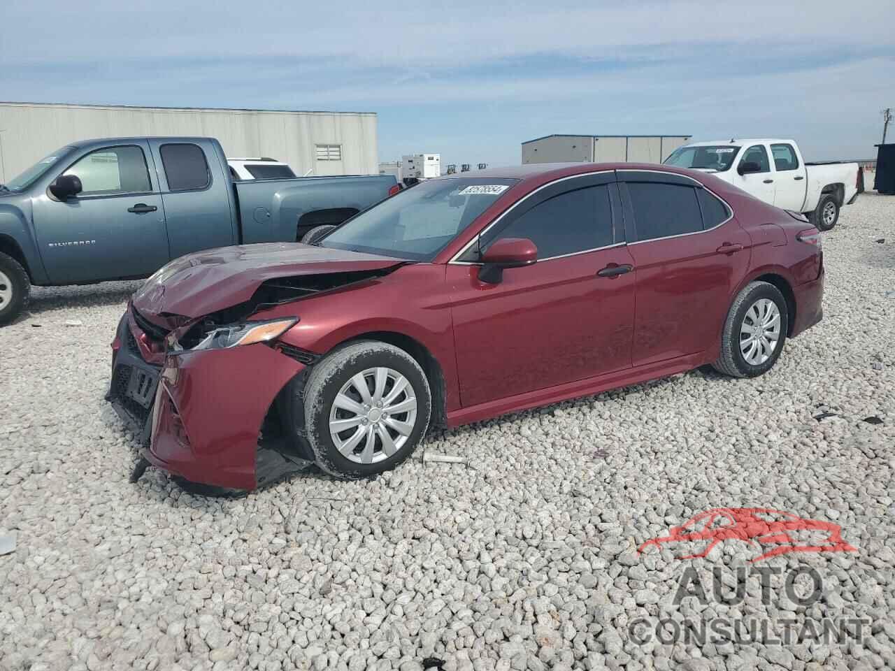TOYOTA CAMRY 2018 - 4T1B11HK9JU576340