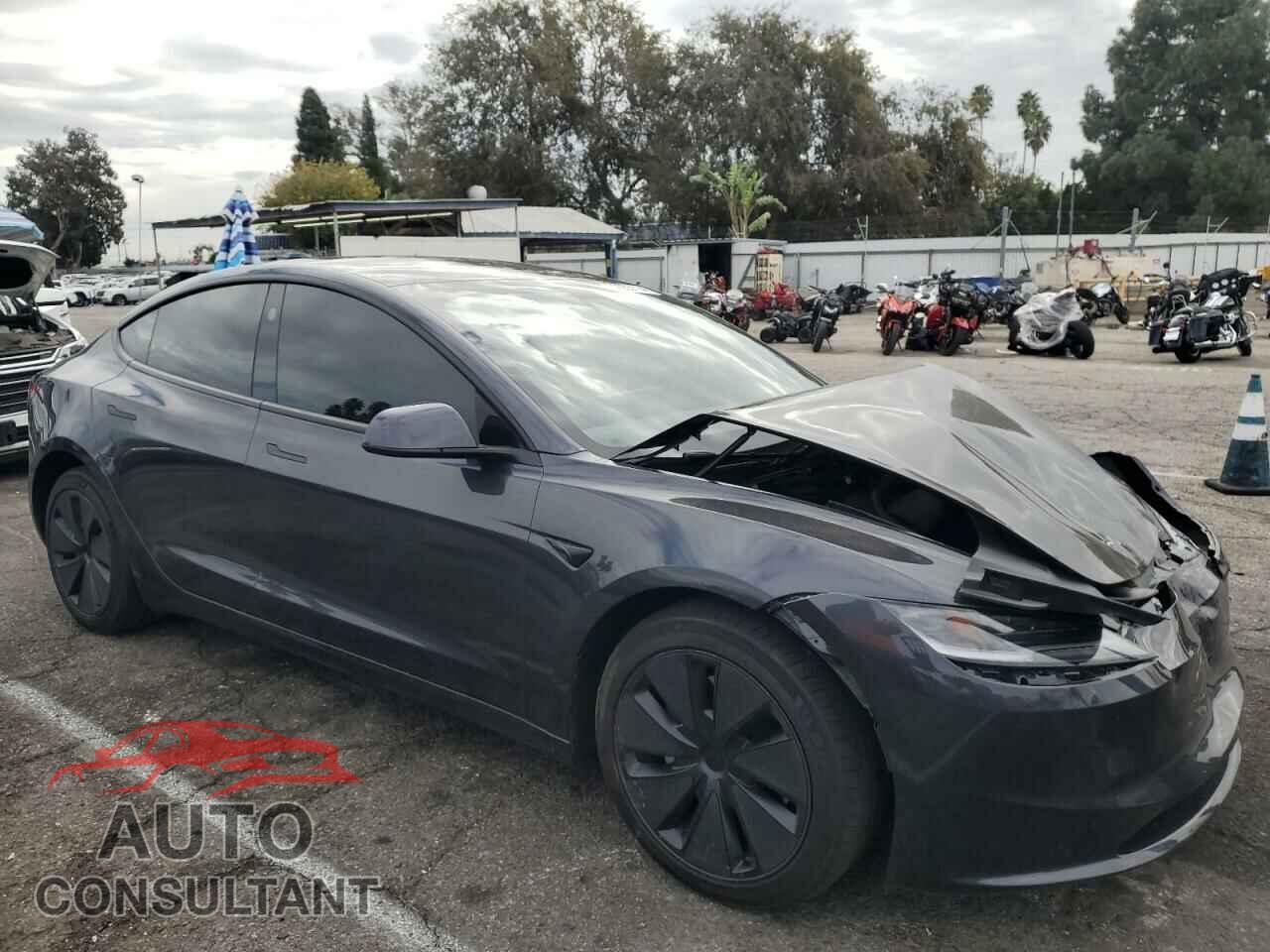 TESLA MODEL 3 2024 - 5YJ3E1EB4RF760266