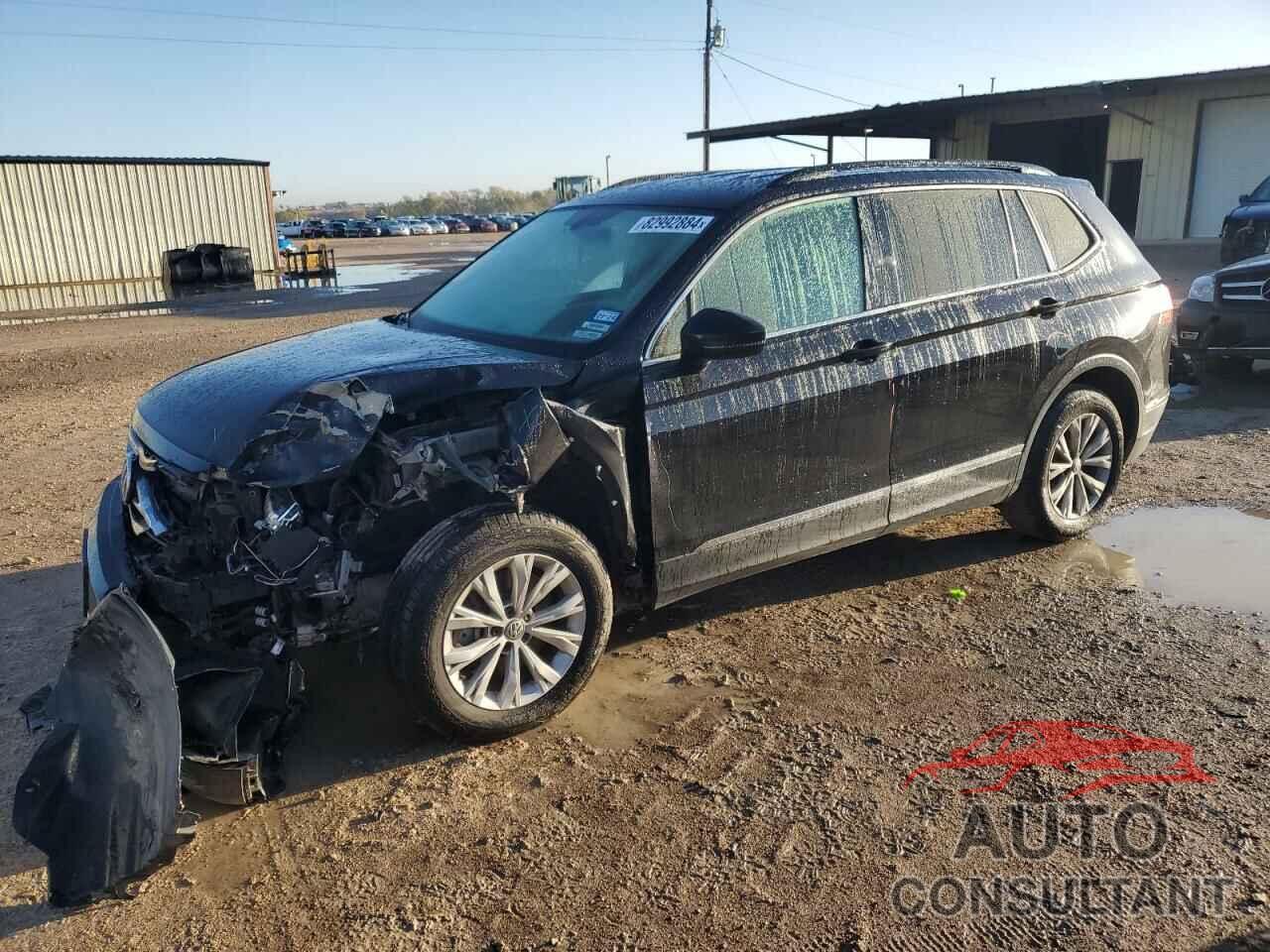 VOLKSWAGEN TIGUAN 2018 - 3VV3B7AX6JM079623