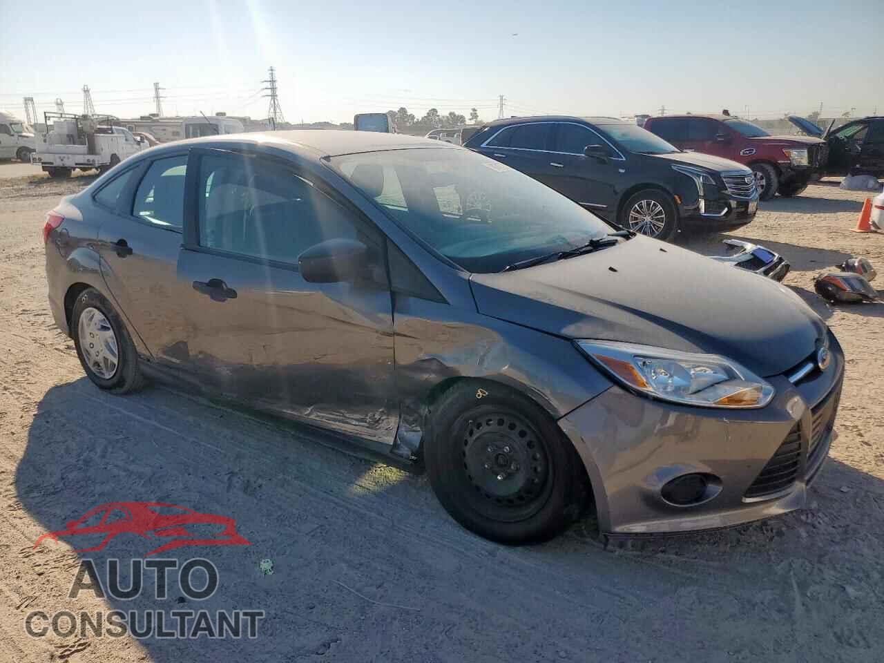 FORD FOCUS 2014 - 1FADP3E28EL148952