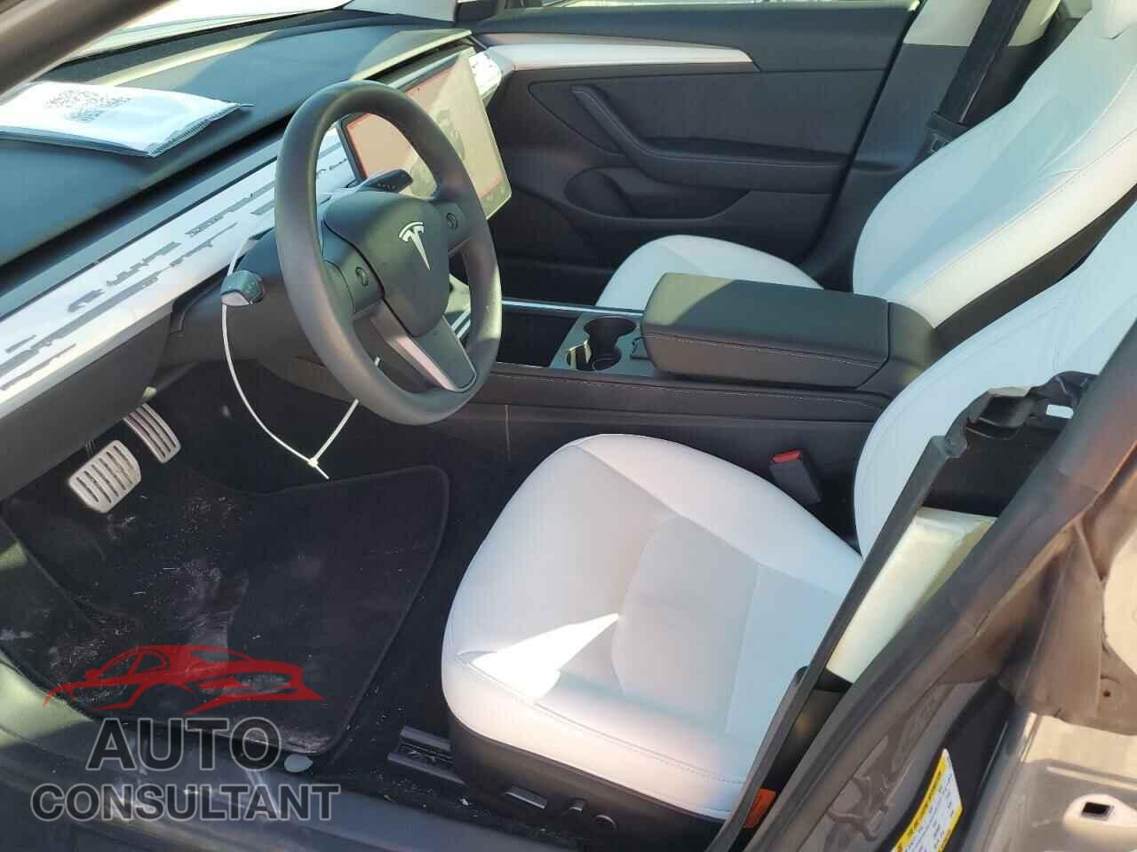 TESLA MODEL 3 2023 - 5YJ3E1EC0PF631513