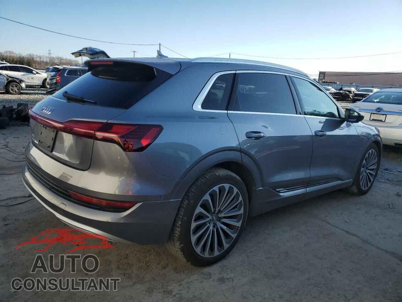AUDI E-TRON 2019 - WA1VAAGE7KB019978