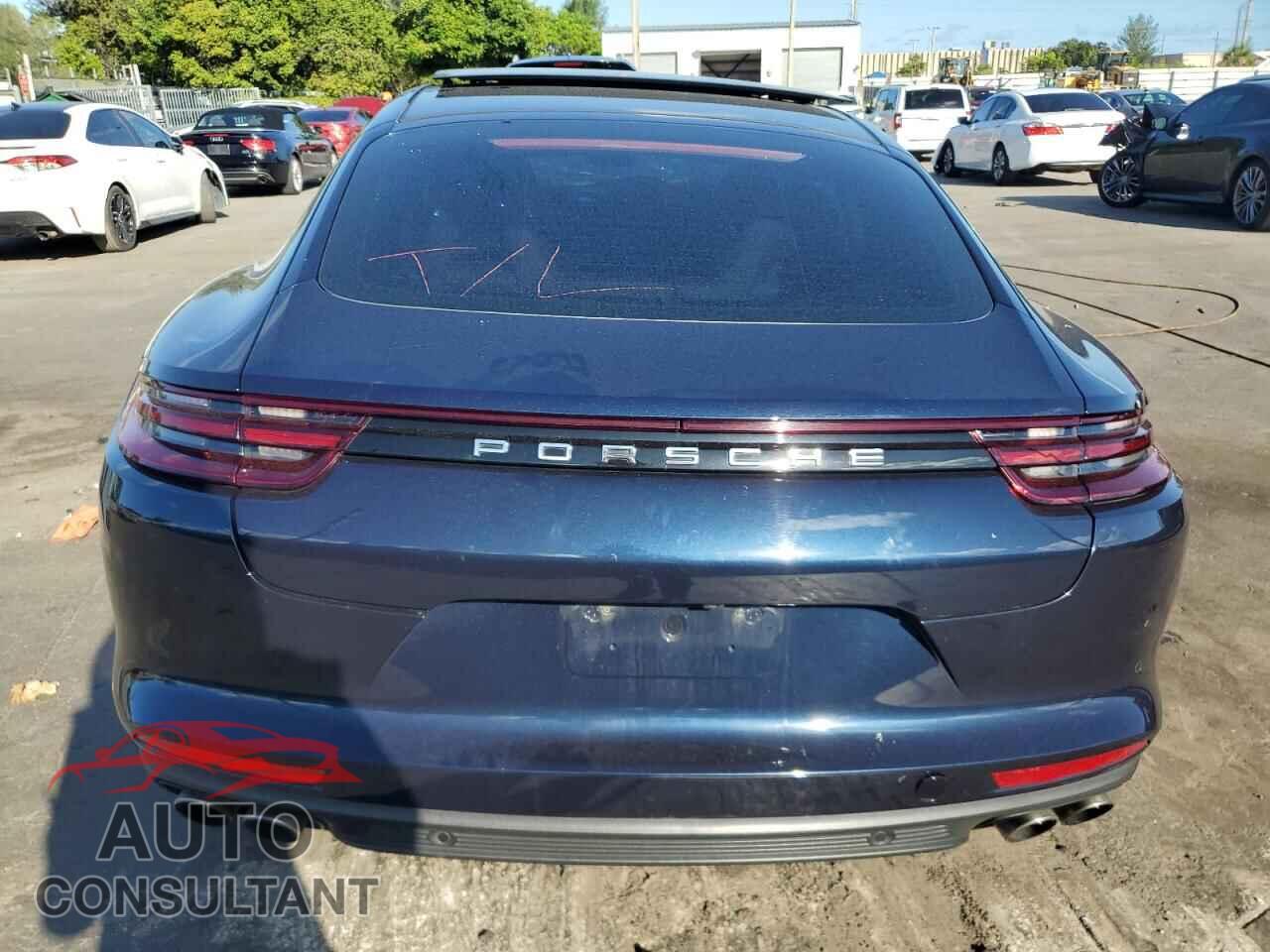 PORSCHE PANAMERA 2017 - WP0AB2A70HL122101