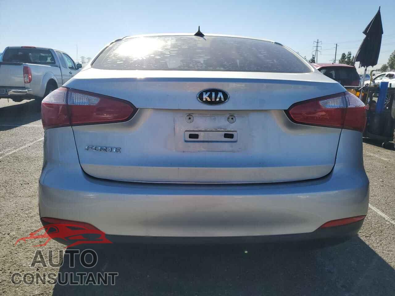 KIA FORTE 2014 - KNAFX4A61E5208752