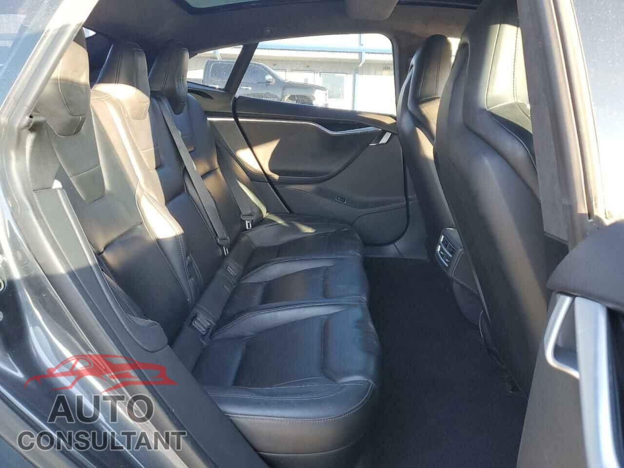 TESLA MODEL S 2014 - 5YJSA1H26EFP62601