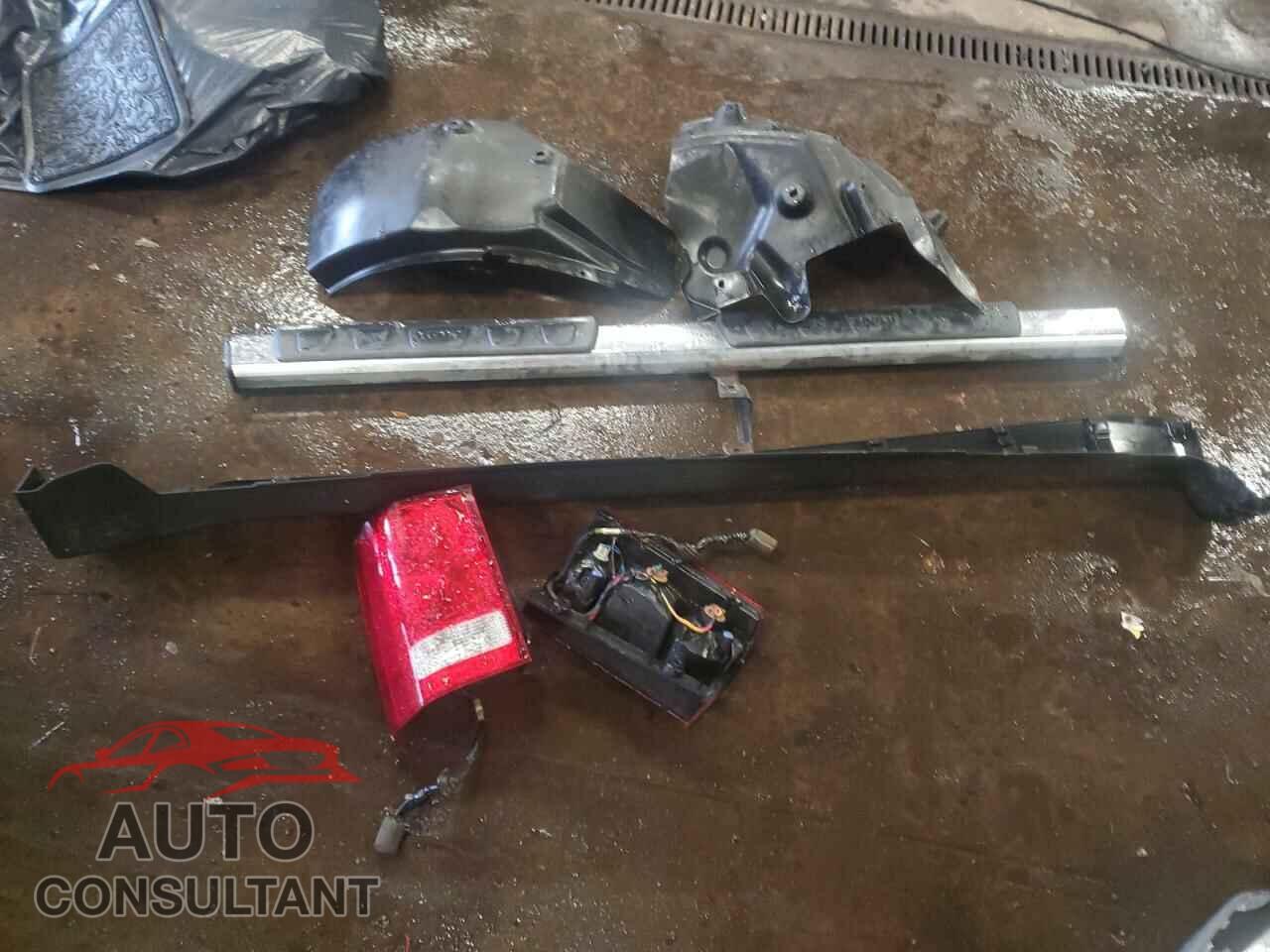 HONDA PILOT 2013 - 5FNYF4H5XDB040781