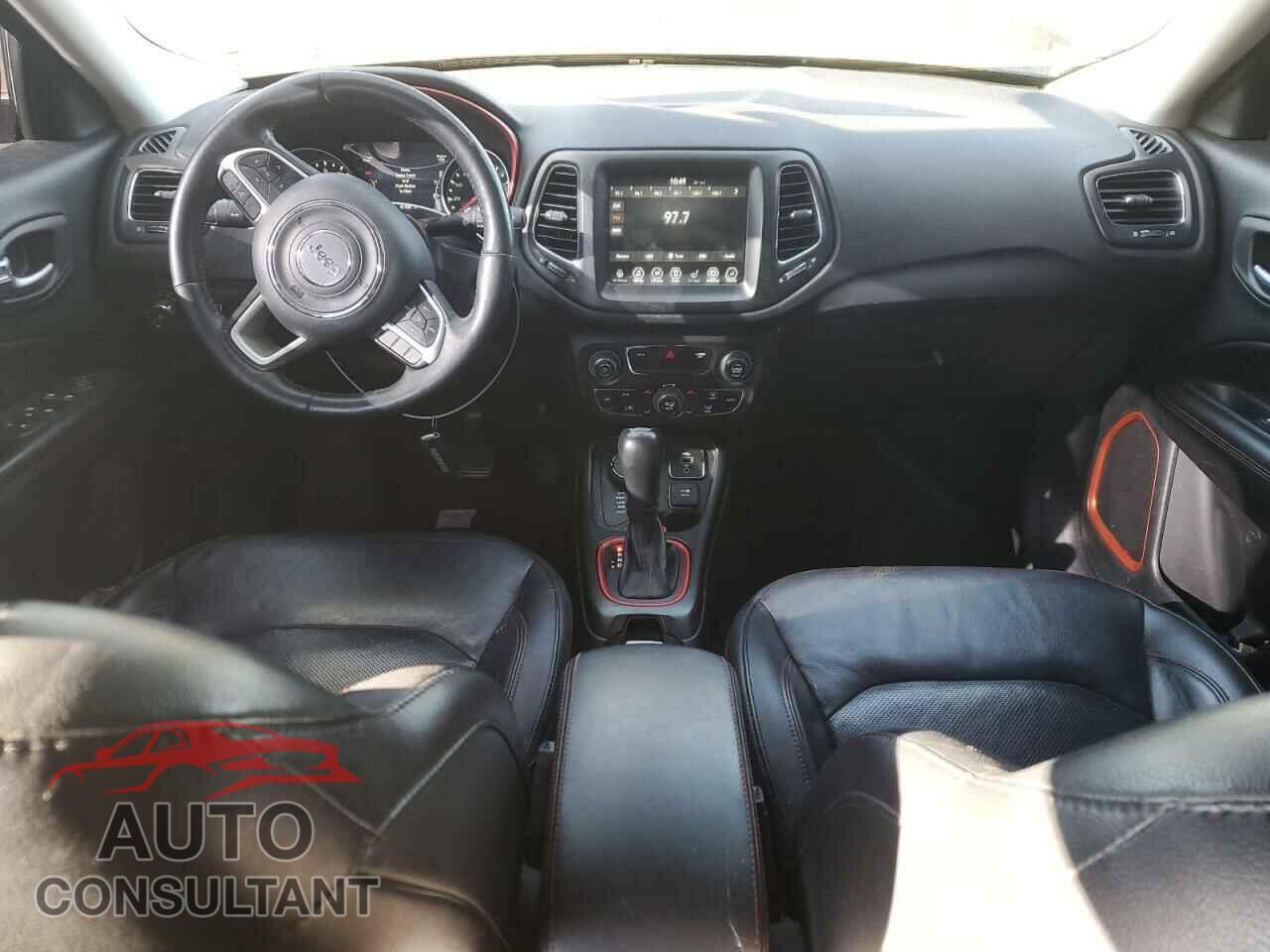 JEEP COMPASS 2018 - 3C4NJDDB3JT207461