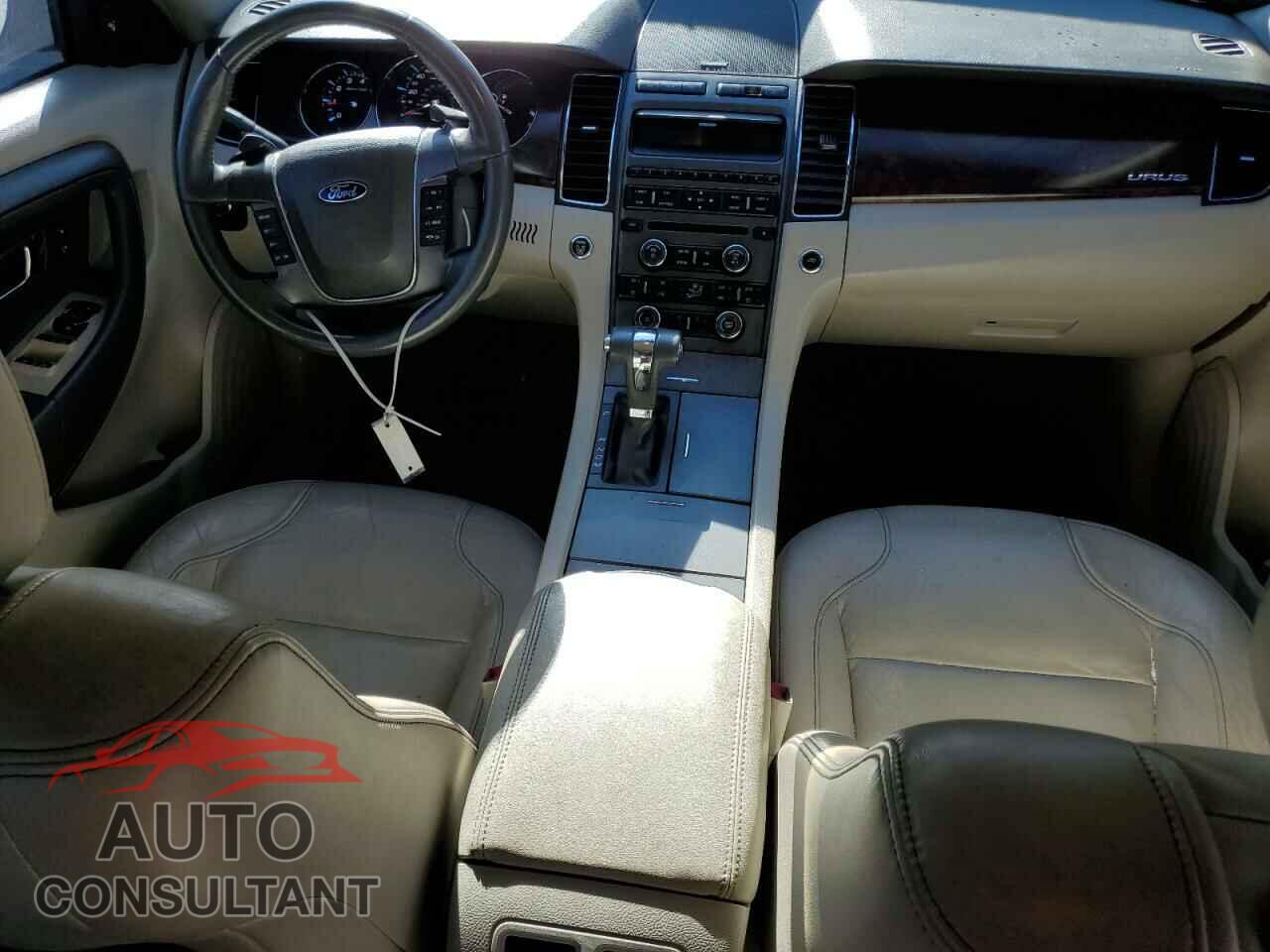 FORD TAURUS 2011 - 1FAHP2EW3BG174197