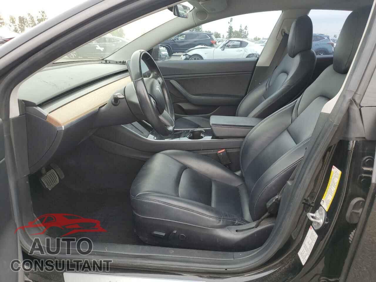 TESLA MODEL 3 2018 - 5YJ3E1EA6JF018771